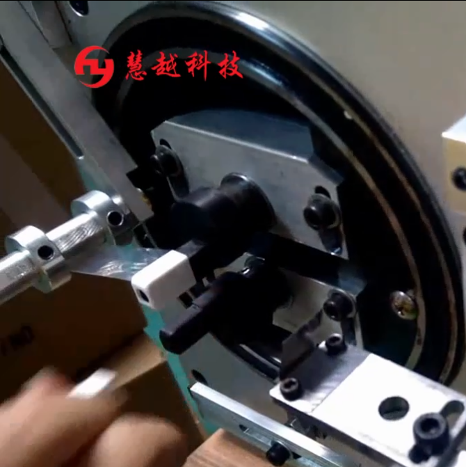 USB自動(dòng)包膜機(jī) USB自動(dòng)包膜機(jī)