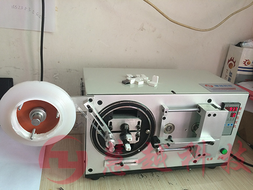 USB自動(dòng)包膜機(jī) USB自動(dòng)包膜機(jī)